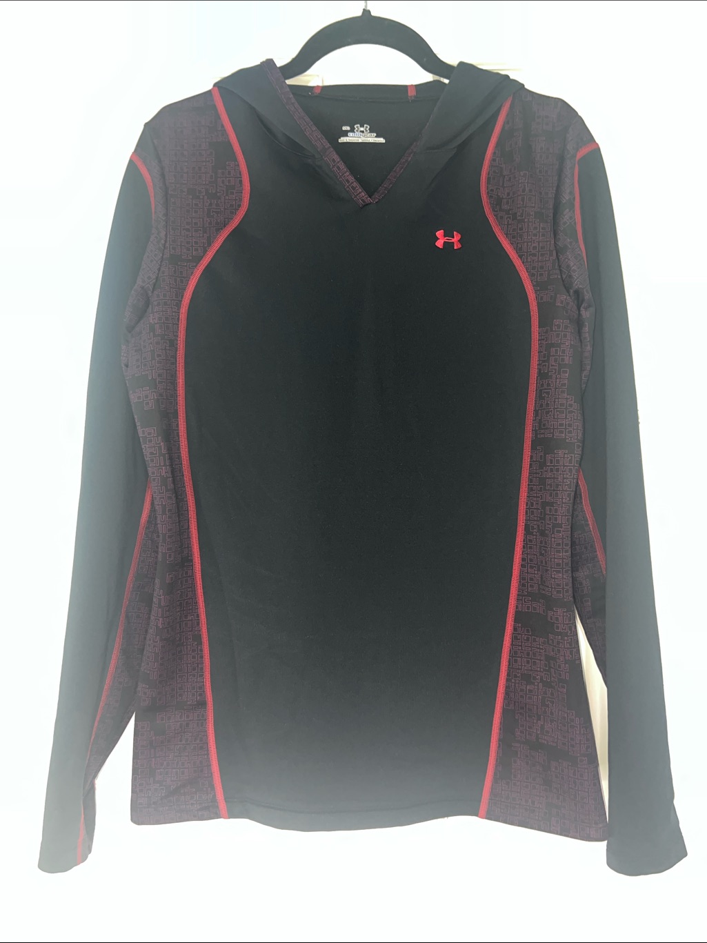 Under Armour Black Top With Pink Accent Trim